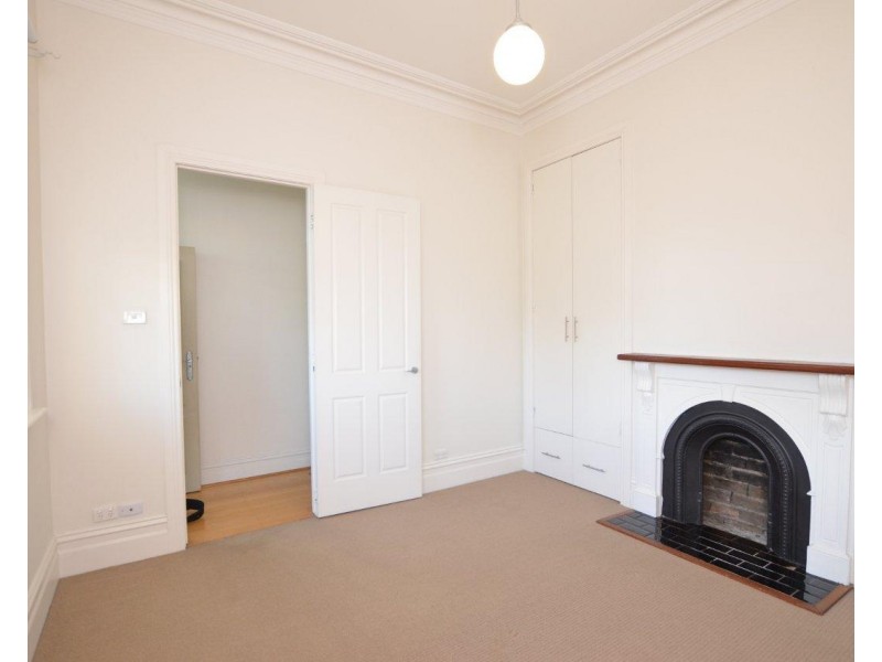 18 Latrobe Street, Footscray VIC 3011
