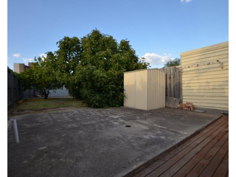 18 Latrobe Street, Footscray VIC 3011