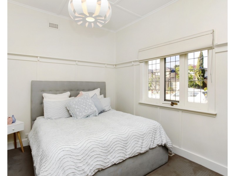 14 Derham Street, Spotswood VIC 3015