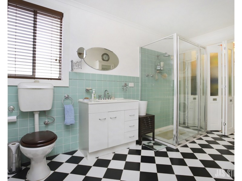 41 Howard Street, Maidstone VIC 3012