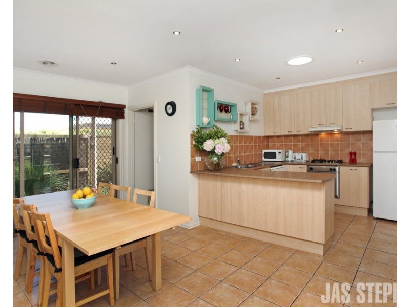 29 Cyclamen Street, Altona North VIC 3025