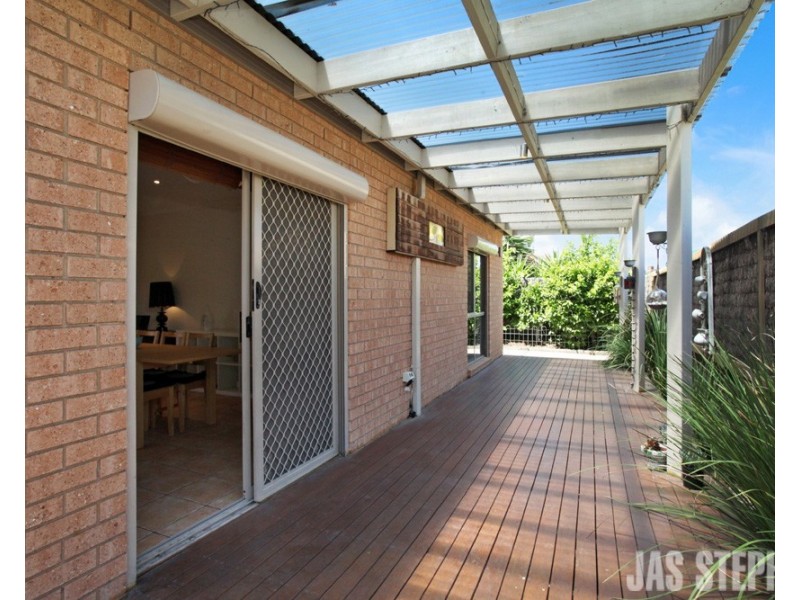 29 Cyclamen Street, Altona North VIC 3025