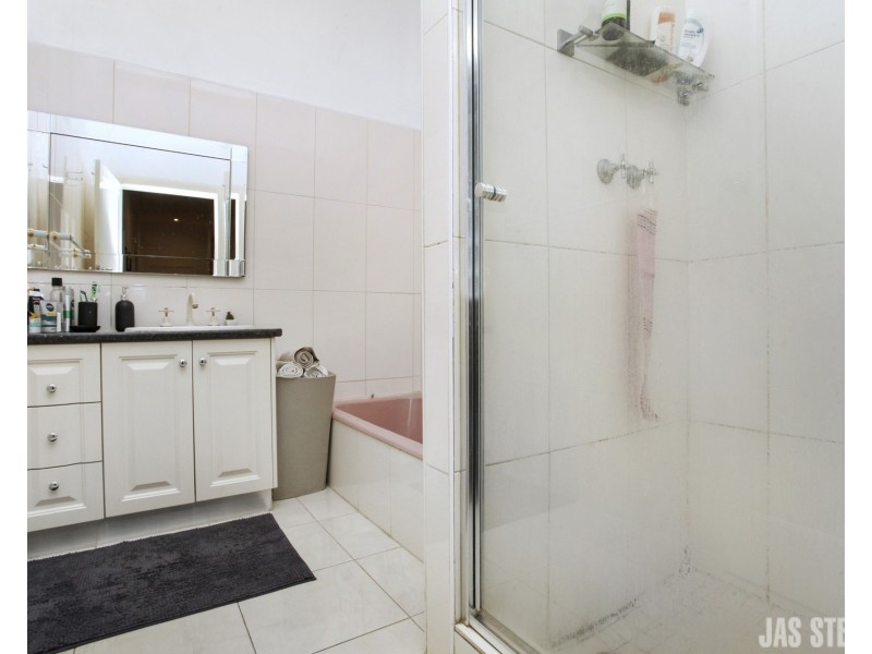 12 Rowe Street, Maribyrnong VIC 3032