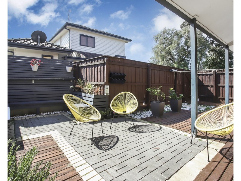 2/604 Barkly Street, West Footscray VIC 3012