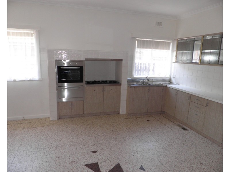 49 Benbow Street, Yarraville VIC 3013