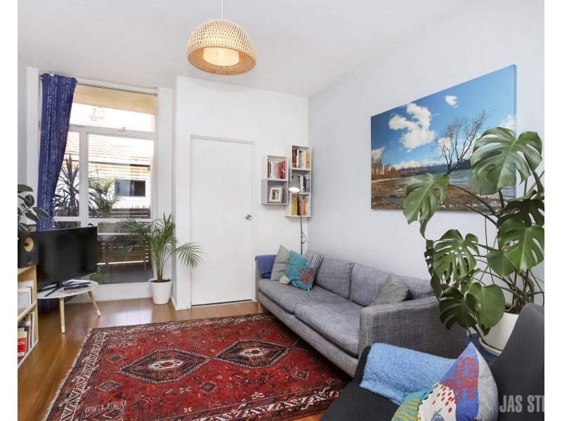 2/334 Nicholson Street, Yarraville VIC 3013