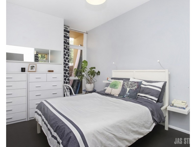 2/334 Nicholson Street, Yarraville VIC 3013