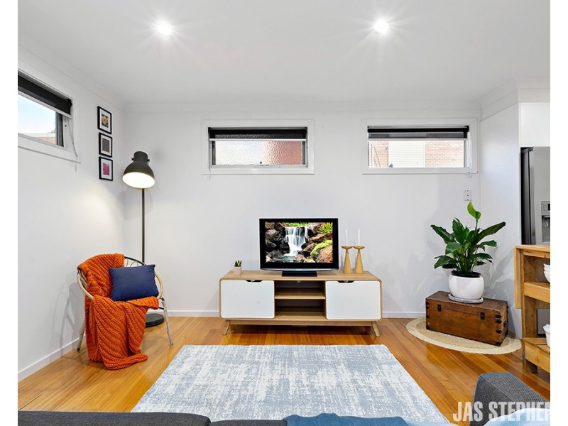 4/17 Clarke Street, West Footscray VIC 3012