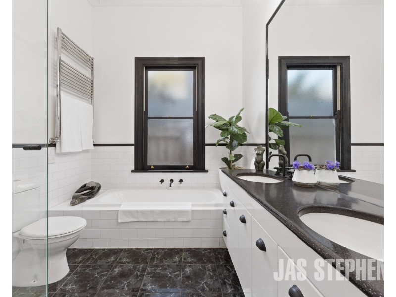 4 Courtis Street, Williamstown VIC 3016