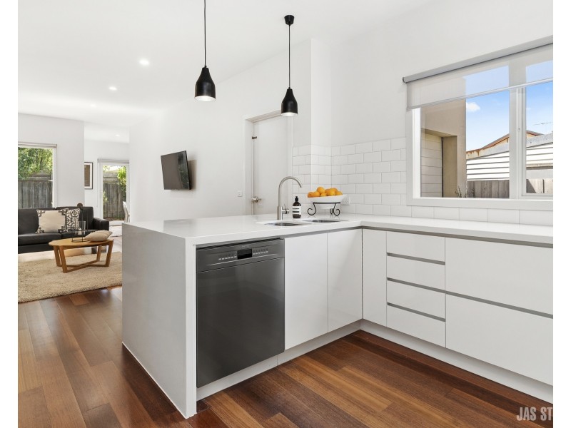 2/5 Barrett Court, Yarraville VIC 3013