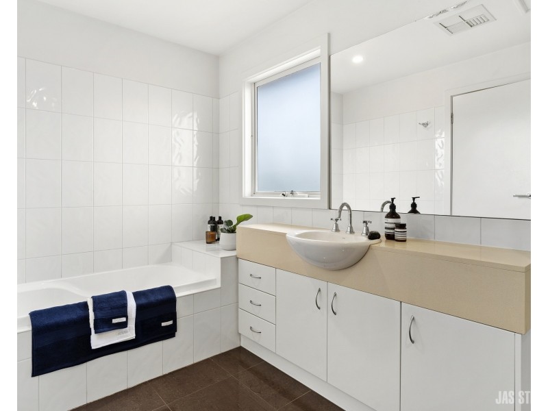 2/5 Barrett Court, Yarraville VIC 3013