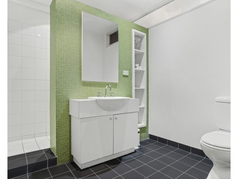 21 Bute Street, Seddon VIC 3011