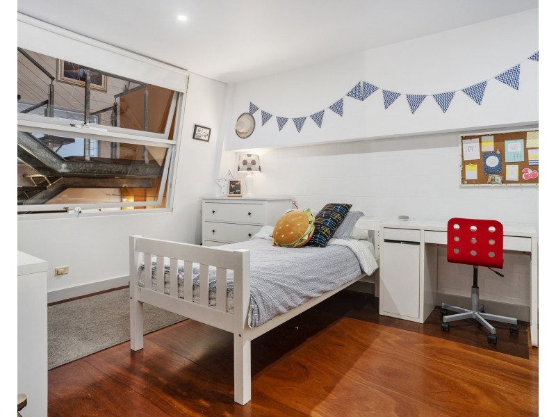 21 Bute Street, Seddon VIC 3011