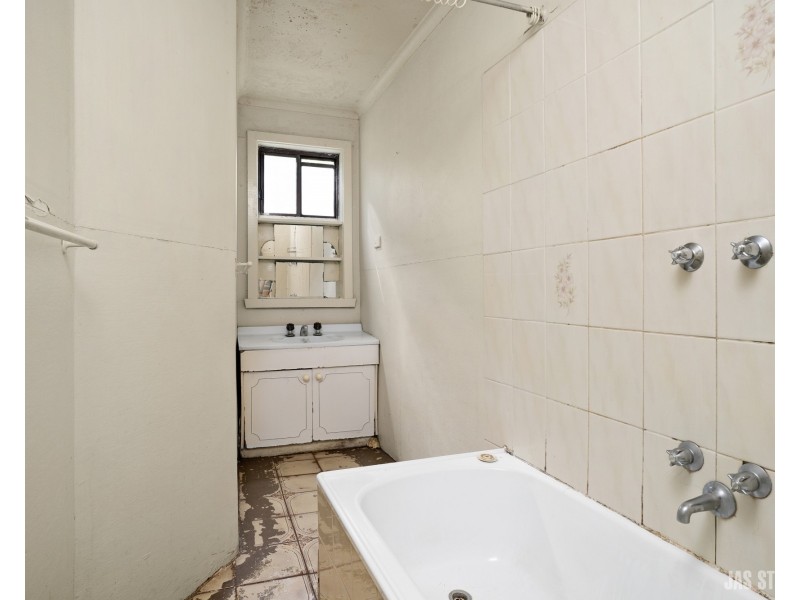 36 Seddon Street, Seddon VIC 3011