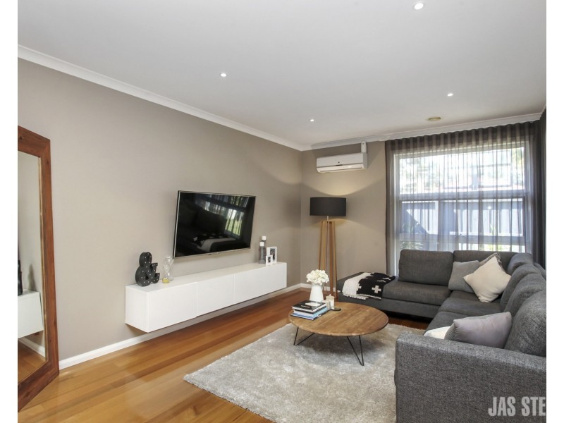 82 Gordon Street, Newport VIC 3015