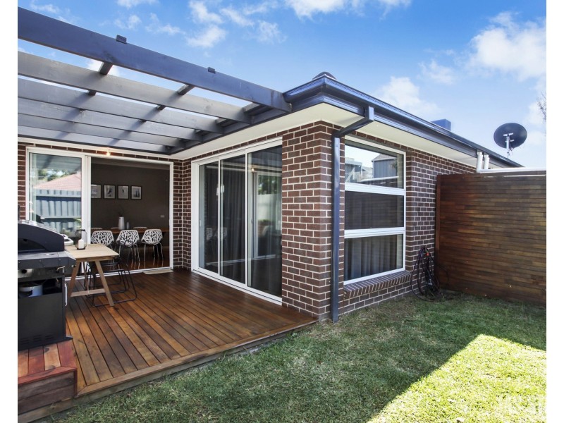 82 Gordon Street, Newport VIC 3015