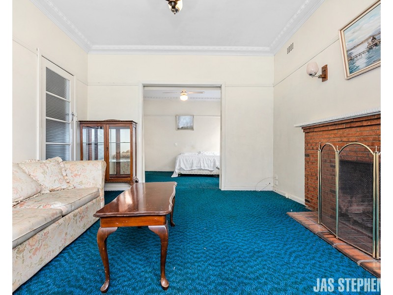 21 Austin Crescent West, Yarraville VIC 3013