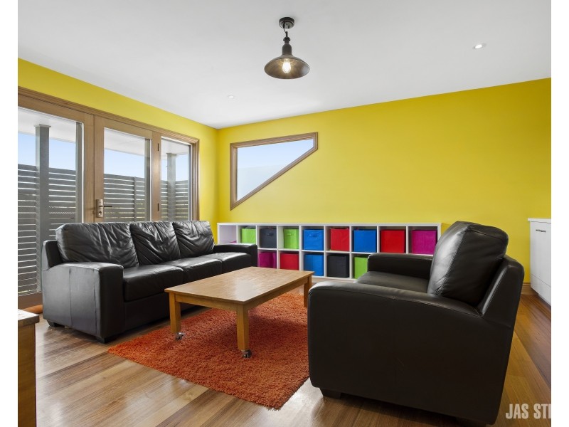 25 St Leonards Avenue, Yarraville VIC 3013