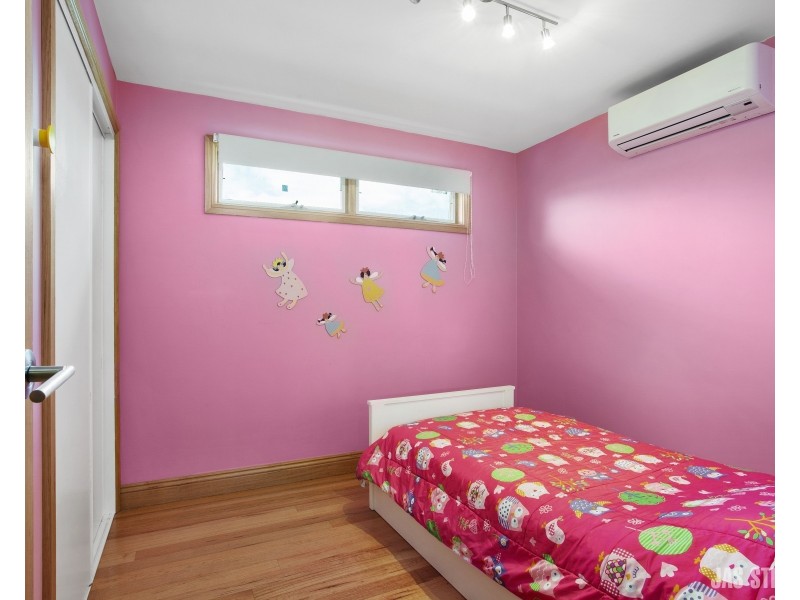 25 St Leonards Avenue, Yarraville VIC 3013