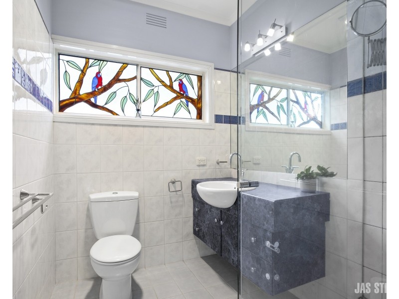 25 St Leonards Avenue, Yarraville VIC 3013