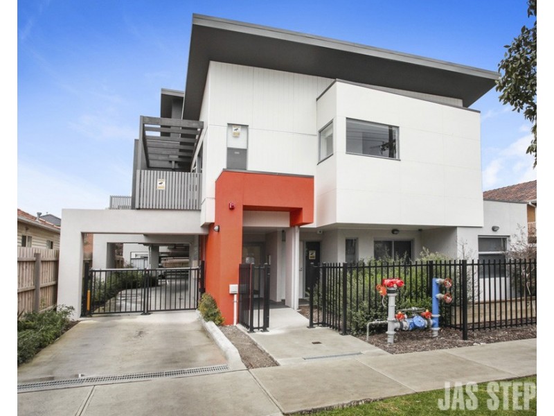 13/24 Empire Street, Footscray VIC 3011