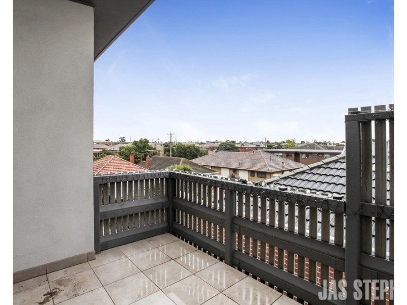 13/24 Empire Street, Footscray VIC 3011