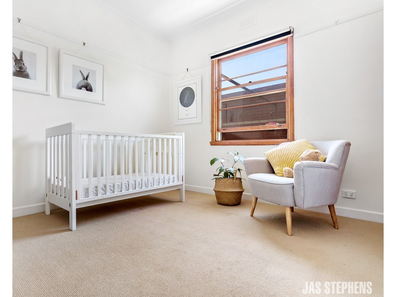 2 Burns Street, Maidstone VIC 3012