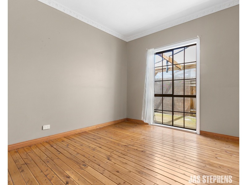 1 Dunedin Street, Maidstone VIC 3012
