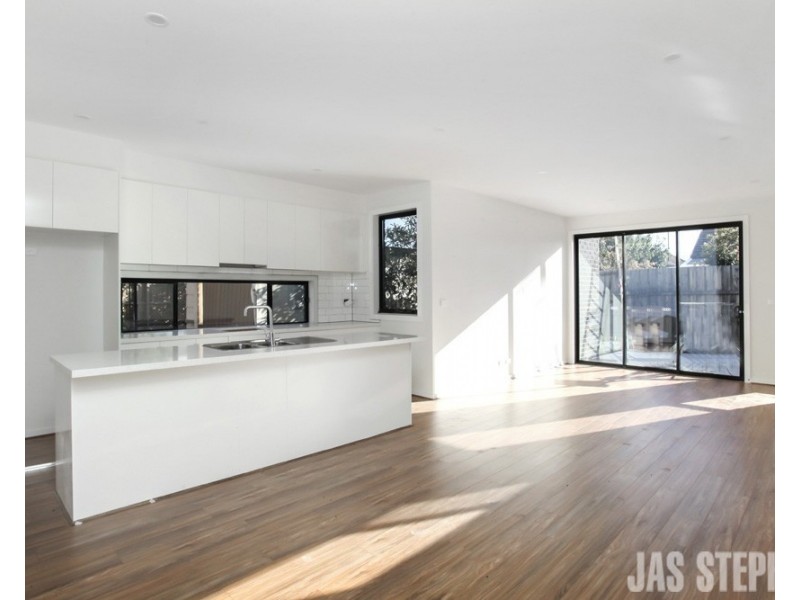 60 Napoleon Street, West Footscray VIC 3012
