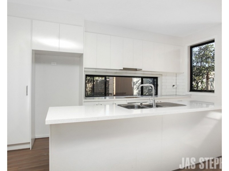 60 Napoleon Street, West Footscray VIC 3012