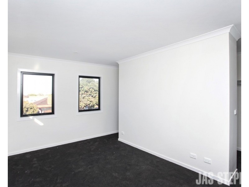 60 Napoleon Street, West Footscray VIC 3012
