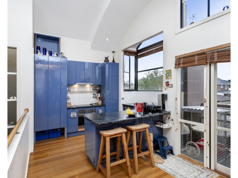 18 McGuire Crescent, Williamstown VIC 3016