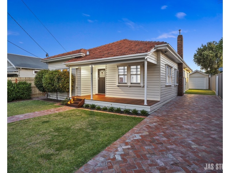 9 Farm Street, Newport VIC 3015