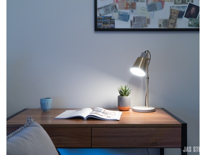 9 Farm Street, Newport VIC 3015