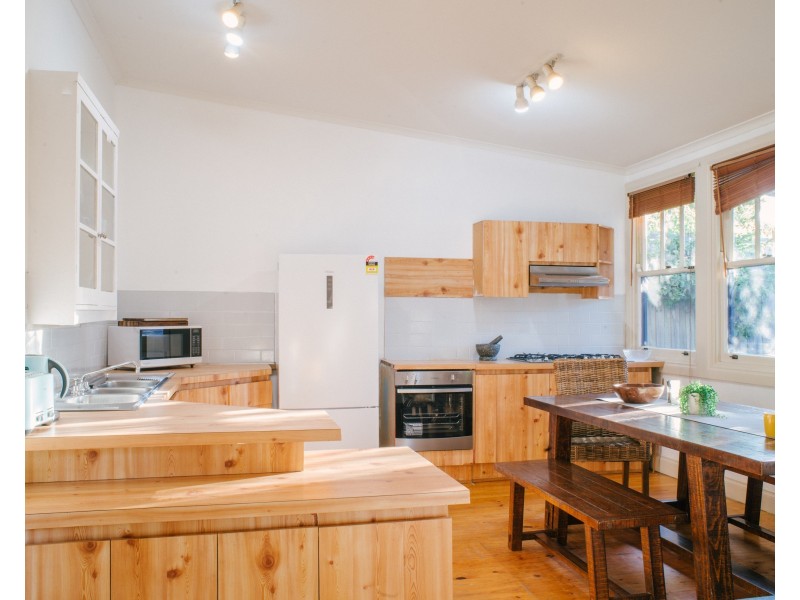 140 Williamstown Road, Kingsville VIC 3012