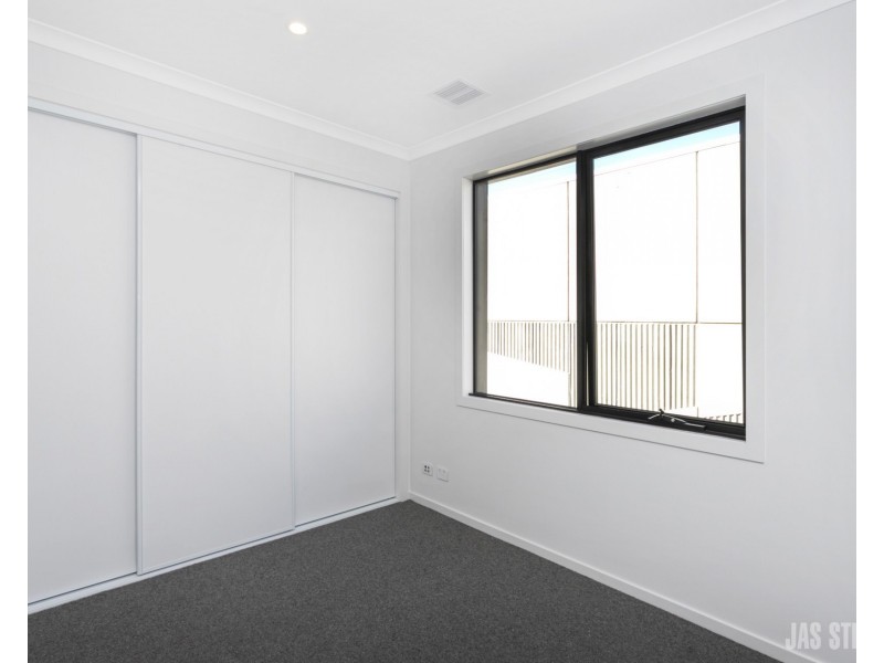 10 Montgomery Court, St Albans VIC 3021