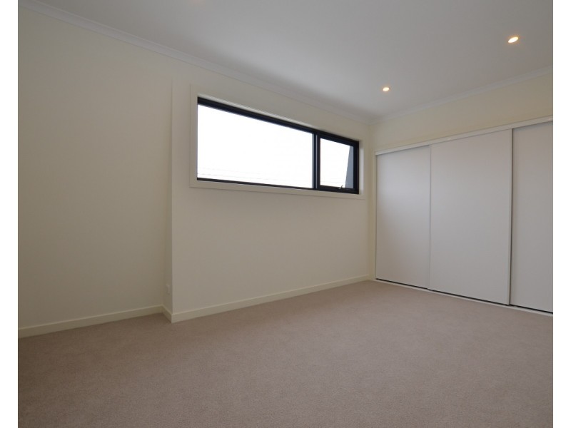 16 Hocking Street, Footscray VIC 3011