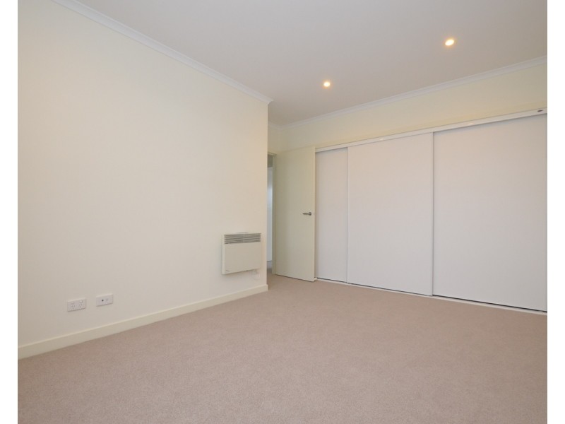 16 Hocking Street, Footscray VIC 3011