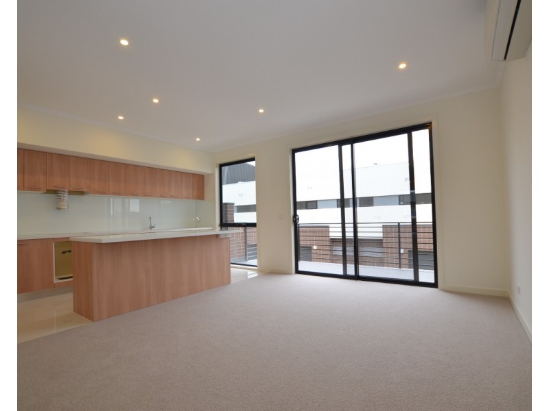 16 Hocking Street, Footscray VIC 3011