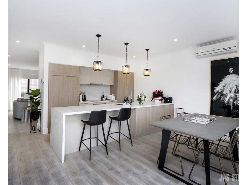 1/20 Hewitt Avenue, Footscray VIC 3011