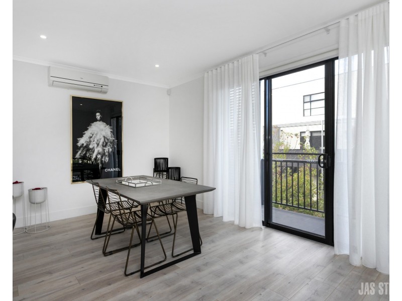 1/20 Hewitt Avenue, Footscray VIC 3011