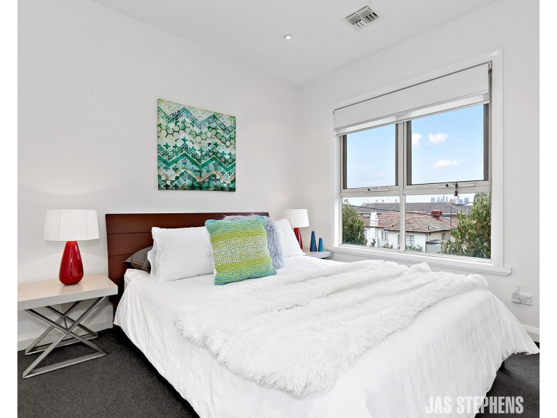 1/8A Lennox Street, Yarraville VIC 3013