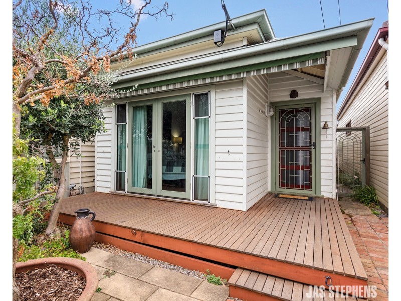 13 Alfred Street, Seddon VIC 3011