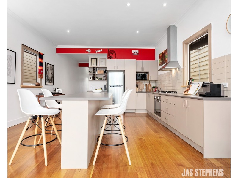 13 Alfred Street, Seddon VIC 3011