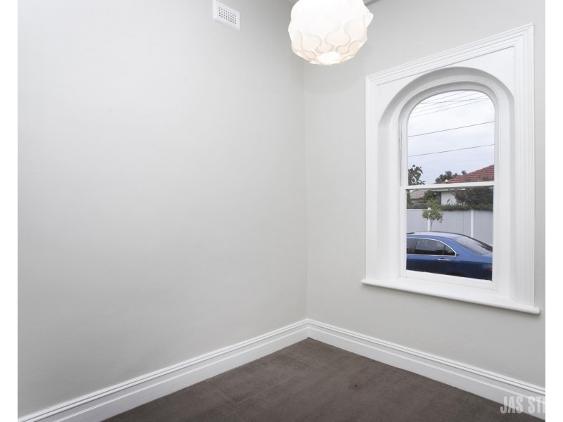 12 Ovens Street, Yarraville VIC 3013