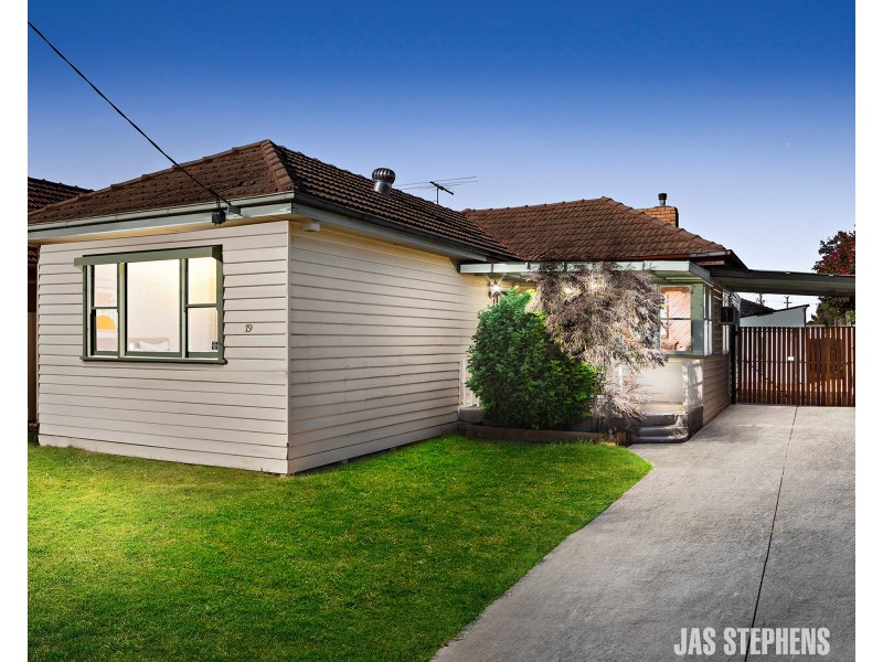 19 Angliss Street, Yarraville VIC 3013