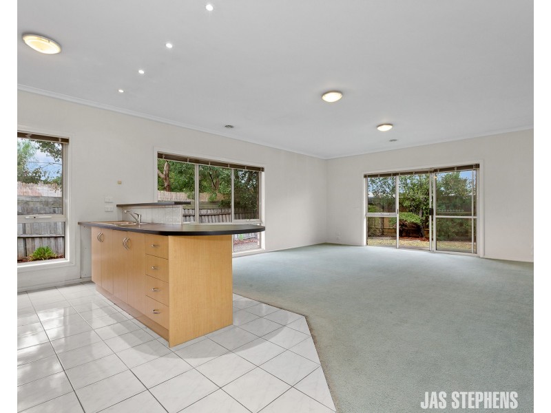 87 Paxton Street, South Kingsville VIC 3015