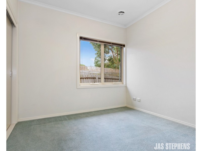 87 Paxton Street, South Kingsville VIC 3015