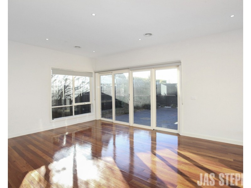 4/18-20 Marigold Avenue, Altona North VIC 3025