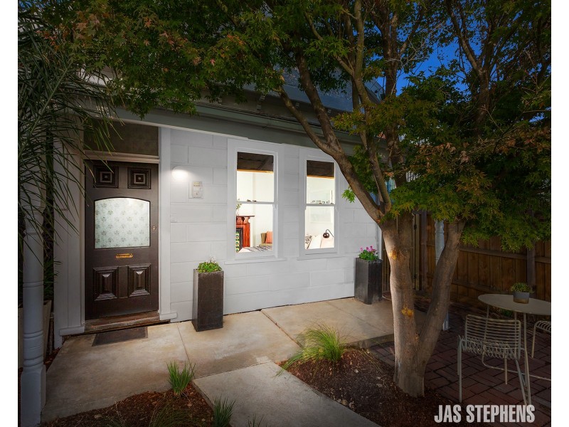 23 Gamon Street, Seddon VIC 3011